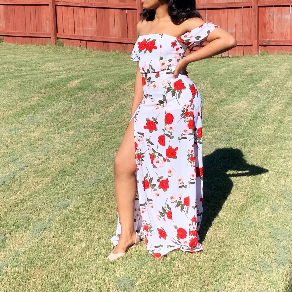 Fashion Nova Floral Maxi Dress